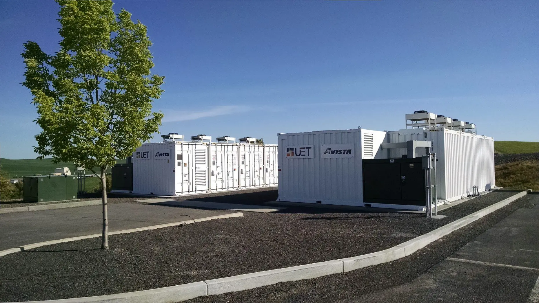 Containerised battery energy storage system